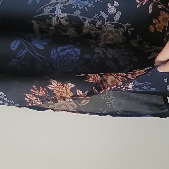 Tahari Floral Sheer Bohemian Kimono Style Cardigan Small to Medium - Picture 6 of 11